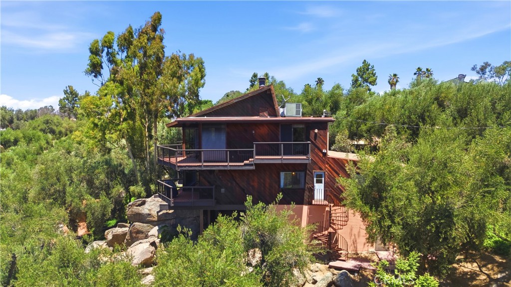 17115 Ranchero Property Photo 11