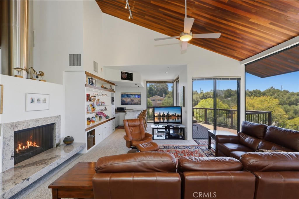 17115 Ranchero Property Photo 38
