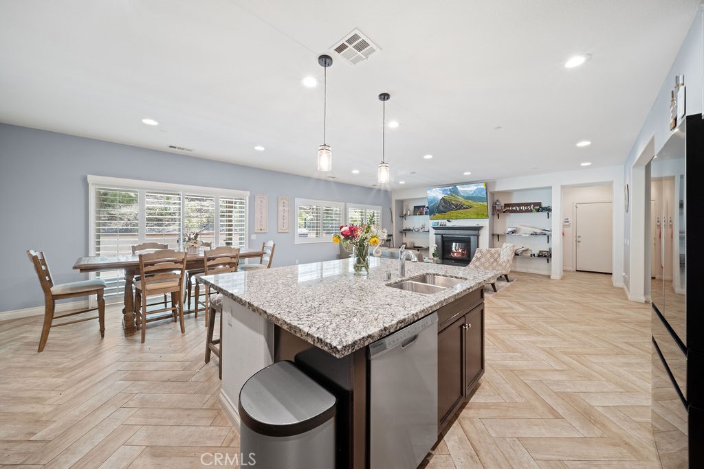 3471 Ribwort Property Photo 12