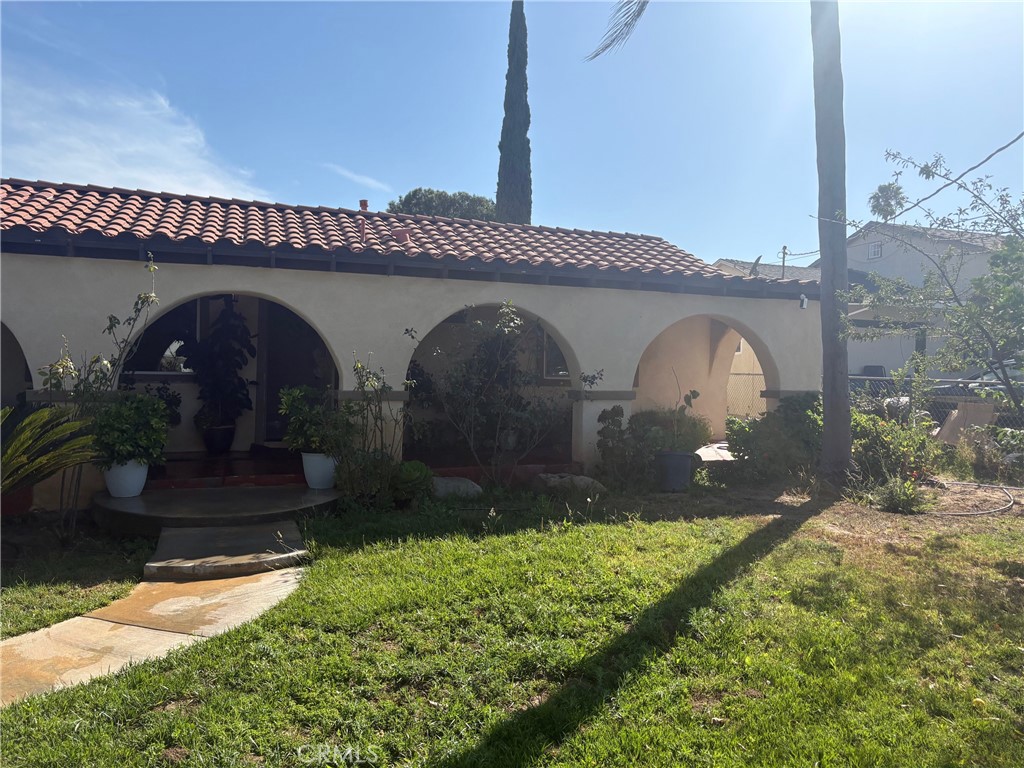 6764 Chadbourne Avenue A Property Photo 3