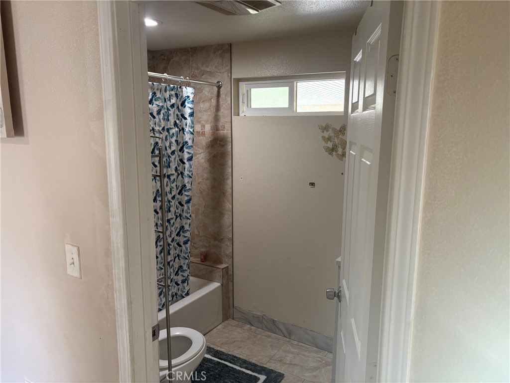 6764 Chadbourne Avenue A Property Photo 10