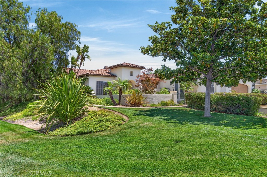 8059 Terraza Court Property Photo 4