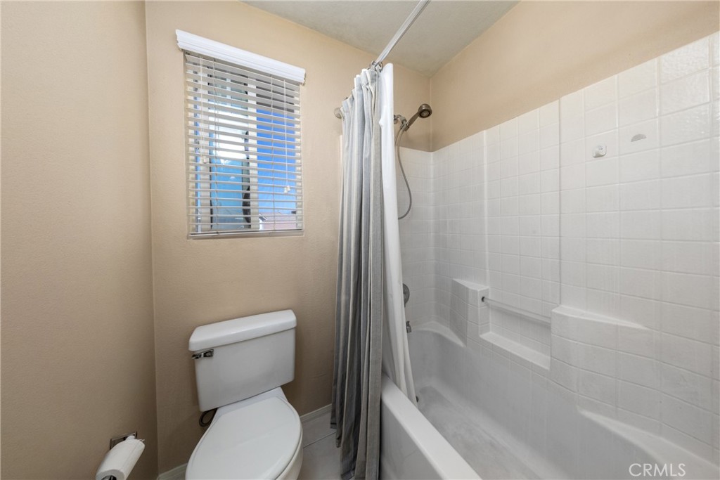 661 Alderbery Property Photo 31