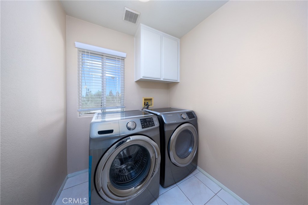 661 Alderbery Property Photo 35