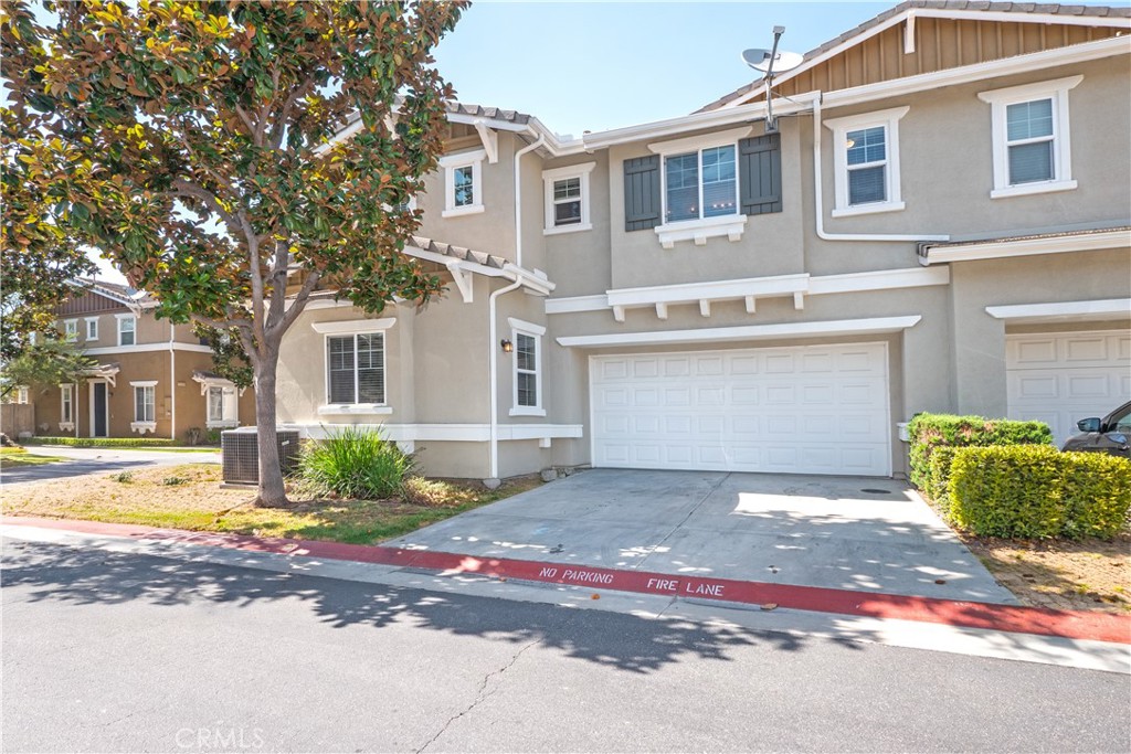 22355 Blue Lupine Circle Property Photo 4