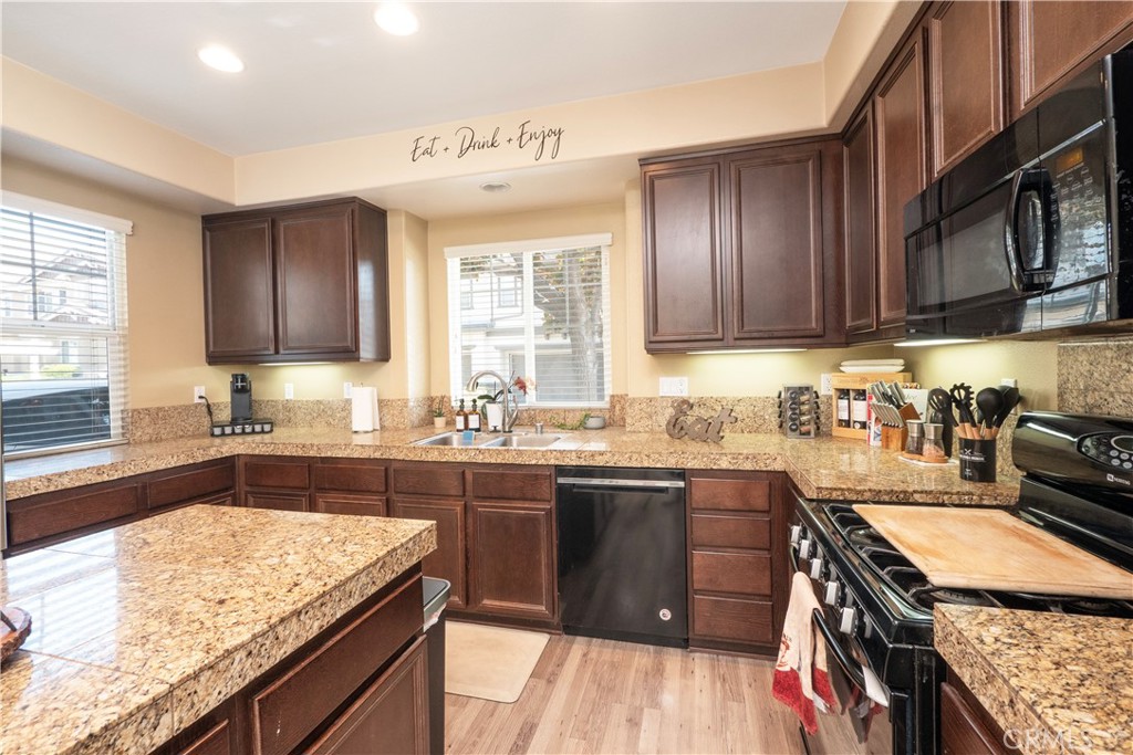 22355 Blue Lupine Circle Property Photo 7