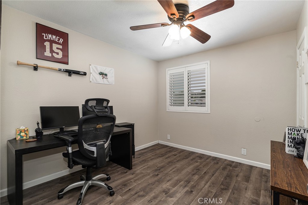 5717 N Hanlin Property Photo 19