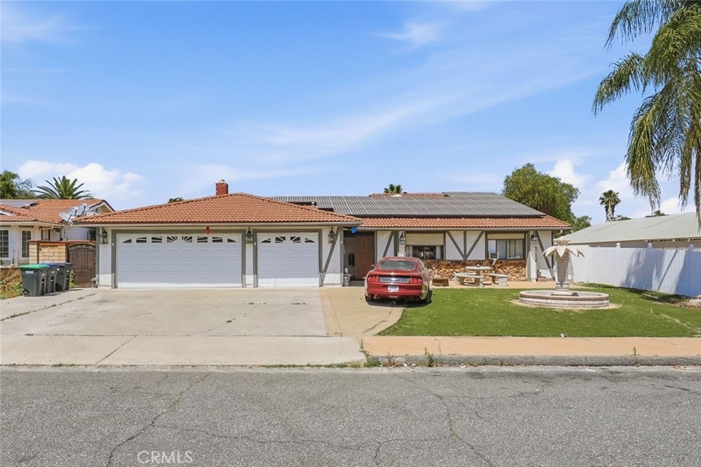 15060 Zieglinde Drive Property Photo 2