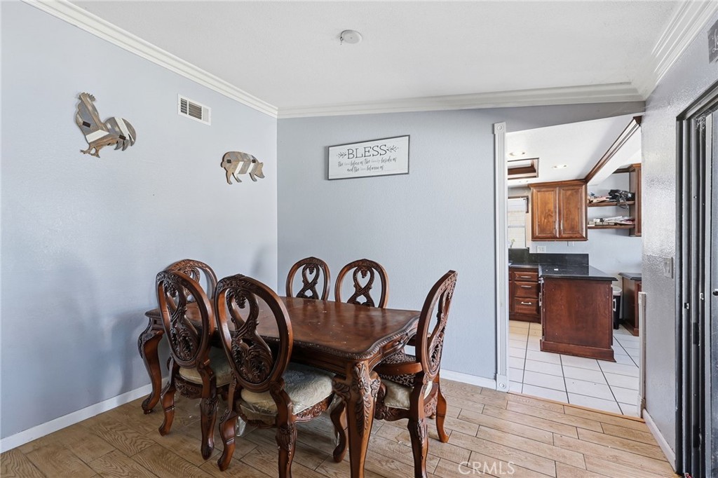 15060 Zieglinde Drive Property Photo 5