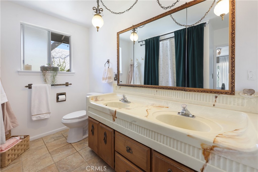 31050 Bedford Property Photo 37