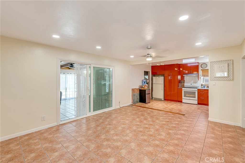 3440 Mono Drive Property Photo 4