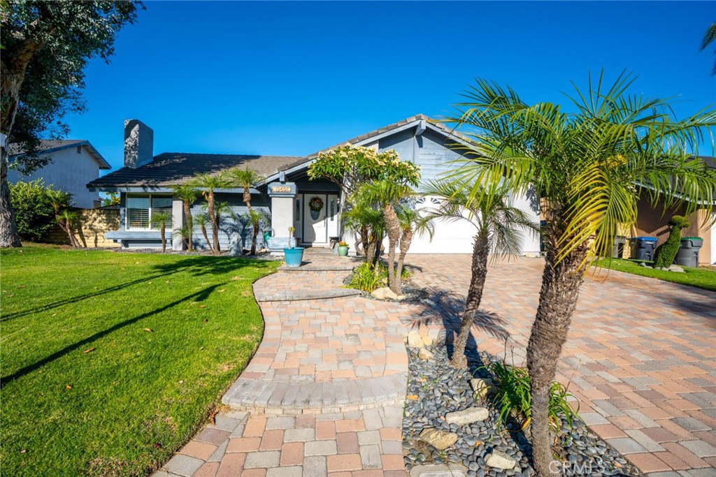 12691 Cypress Property Photo 3