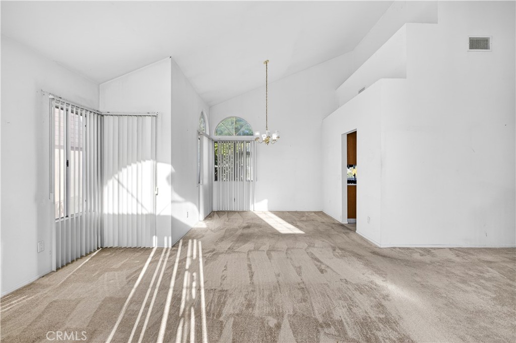 6727 Hawkley Drive Property Photo 4
