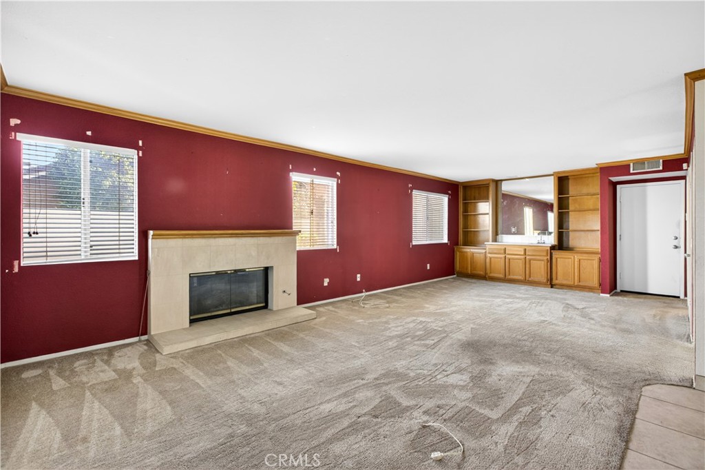 6727 Hawkley Drive Property Photo 9