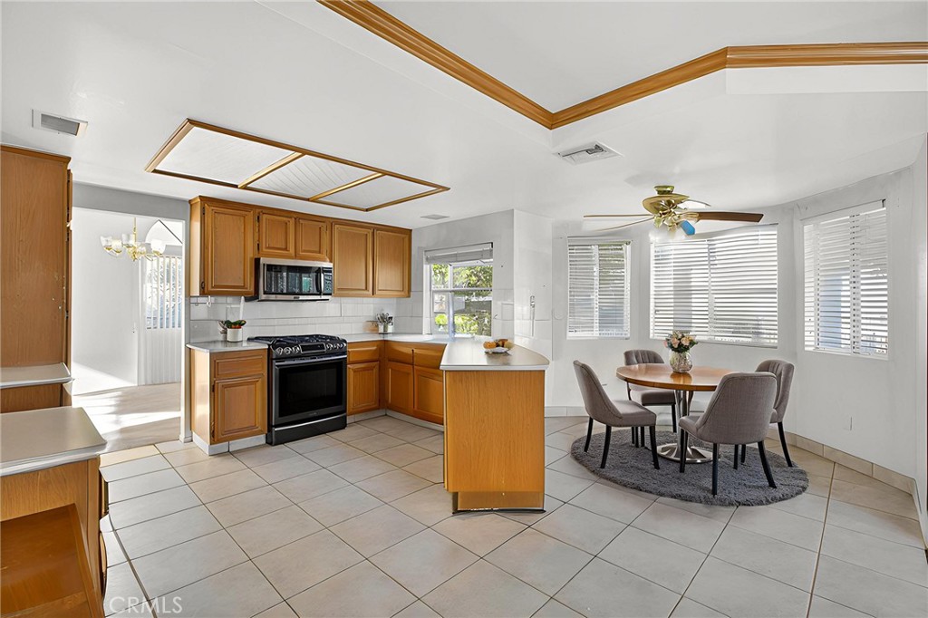 6727 Hawkley Drive Property Photo 13