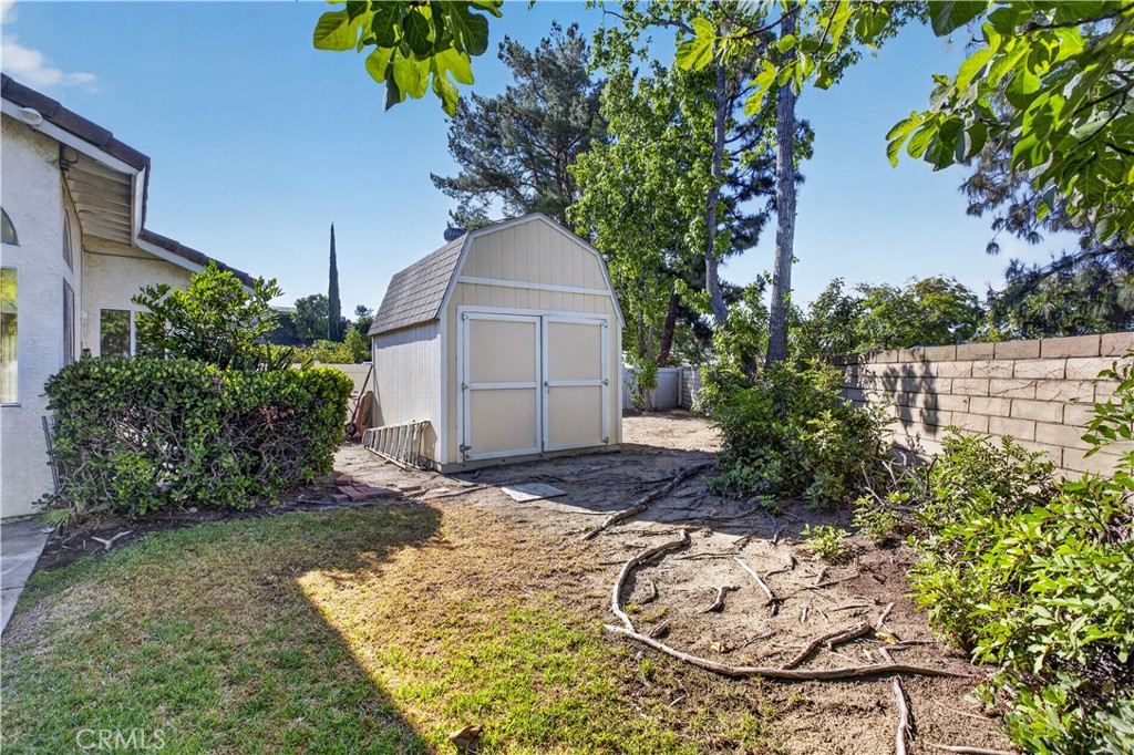 6727 Hawkley Drive Property Photo 41