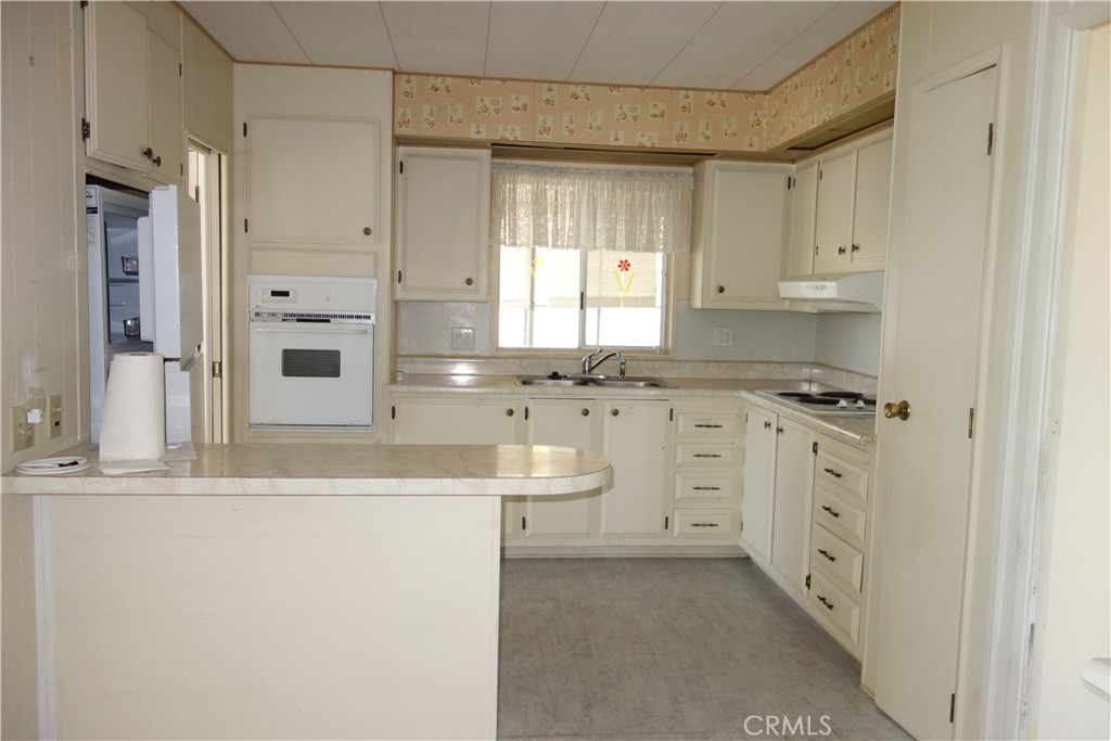 1785 Adela Road Property Photo 10