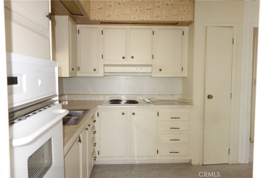 1785 Adela Road Property Photo 12