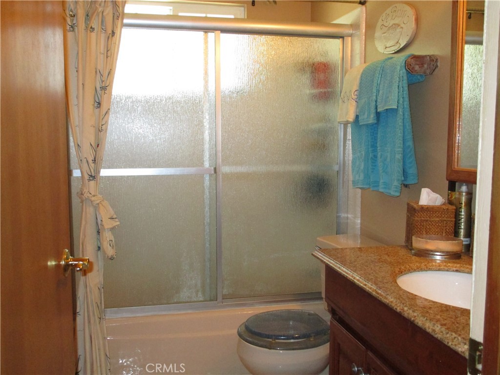 26614 Hillcrest Property Photo 10
