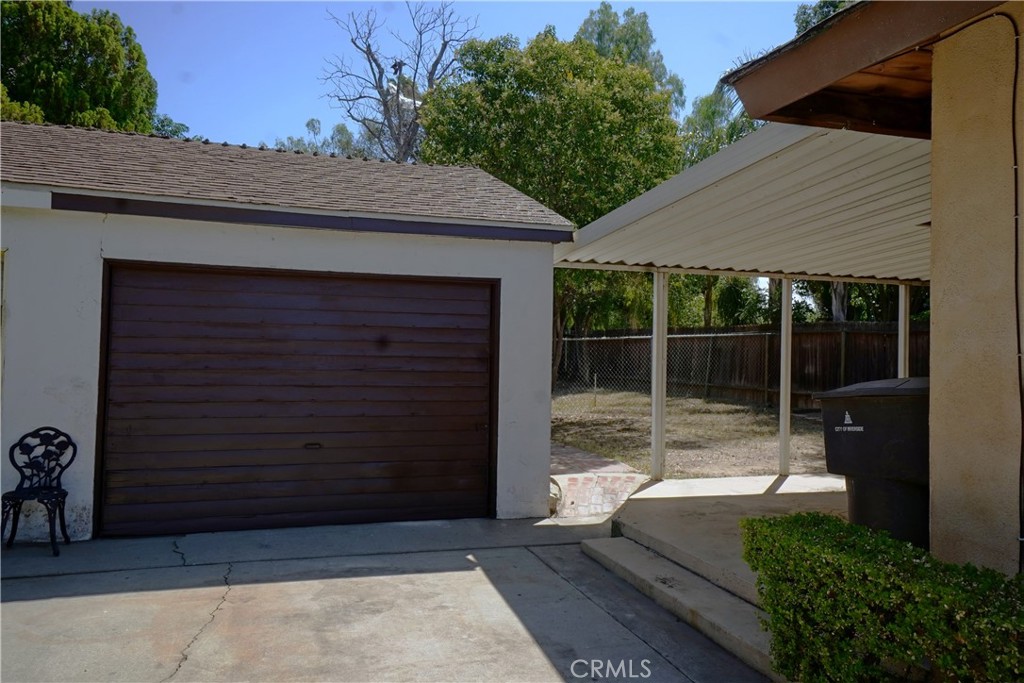 3505 Mckinley Property Photo 3