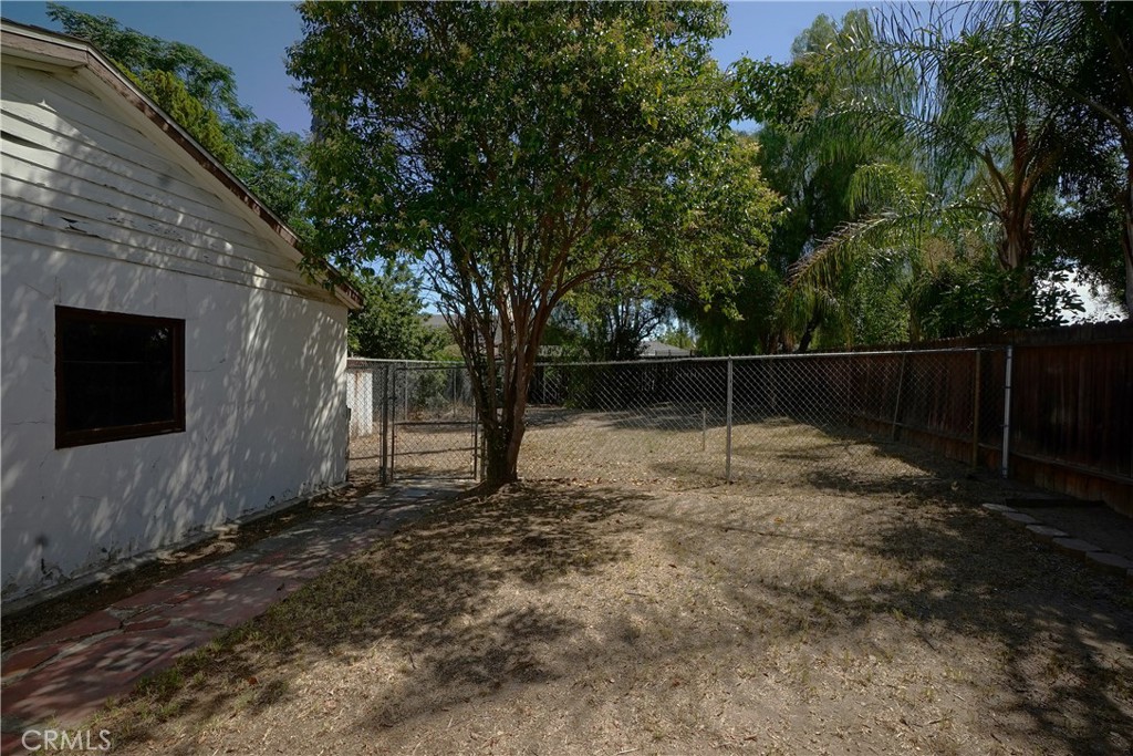 3505 Mckinley Property Photo 4
