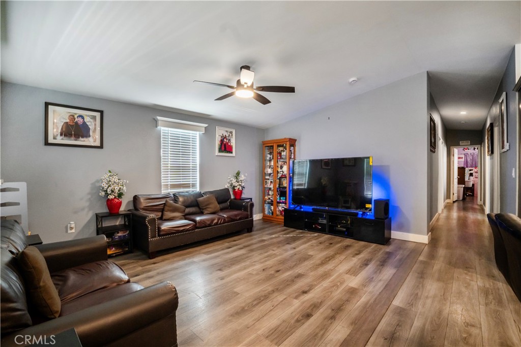 350 E San Jacinto Avenue 38 Property Photo 9