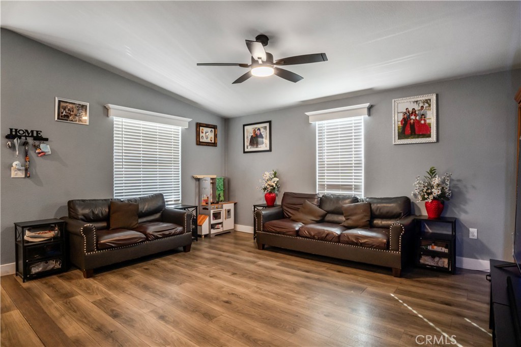 350 E San Jacinto Avenue 38 Property Photo 11