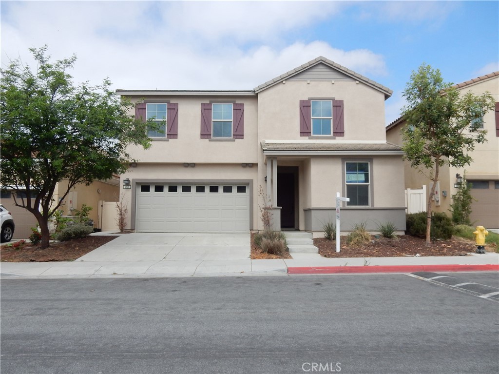 460 N Pinewood Property Photo 1