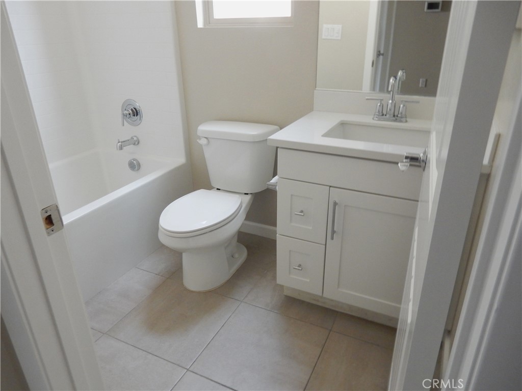 460 N Pinewood Property Photo 9