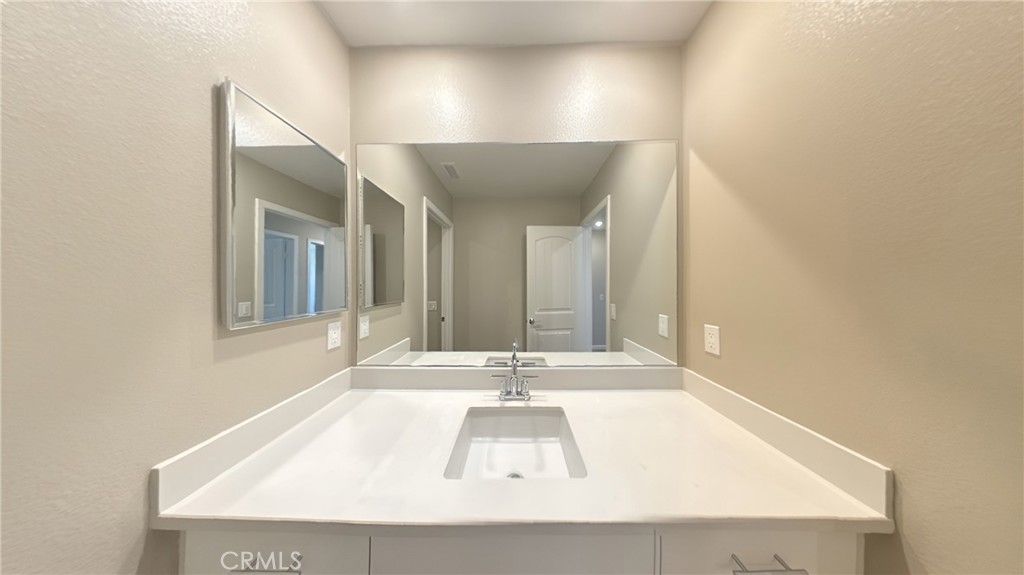 460 N Pinewood Property Photo 21