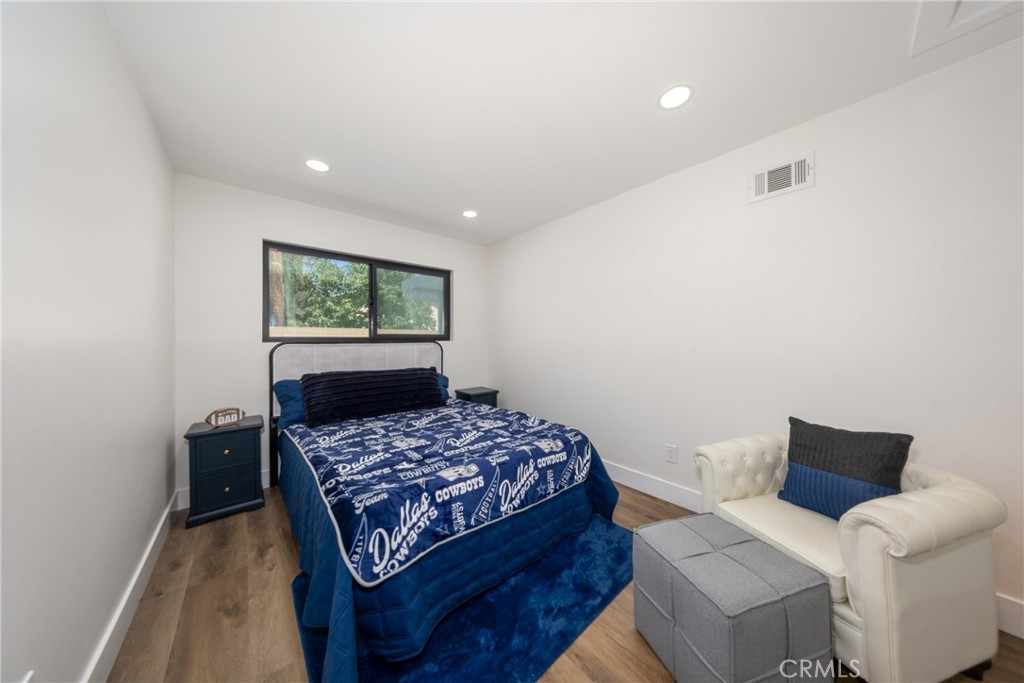 1370 Edgefield Property Photo 15