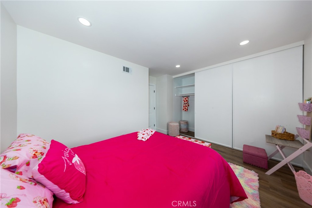 1370 Edgefield Property Photo 18