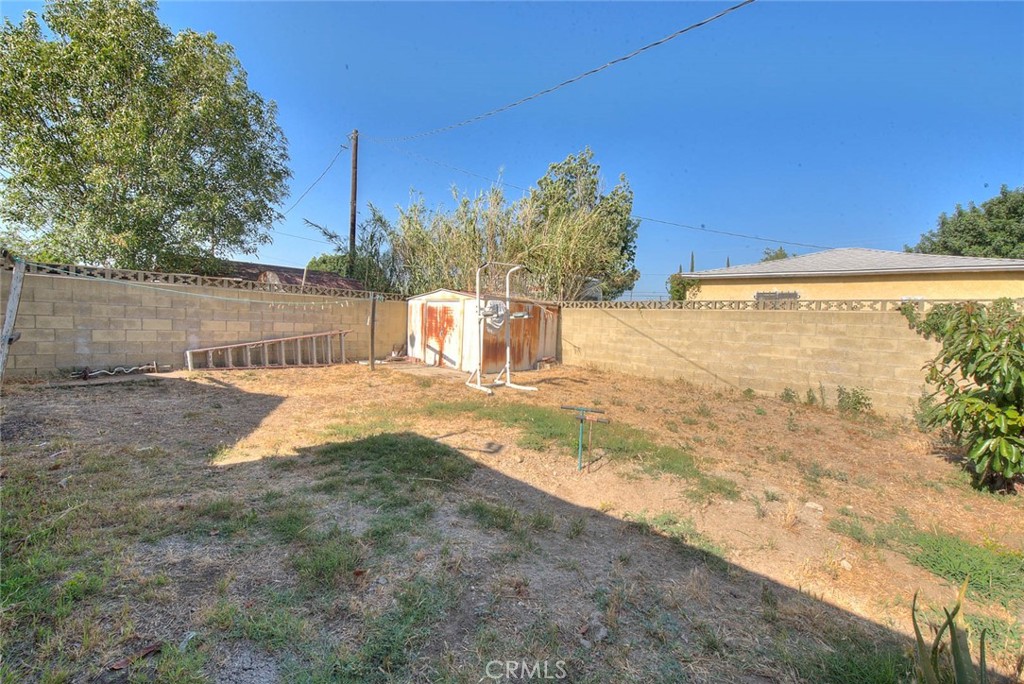 17788 San Bernardino Property Photo 43