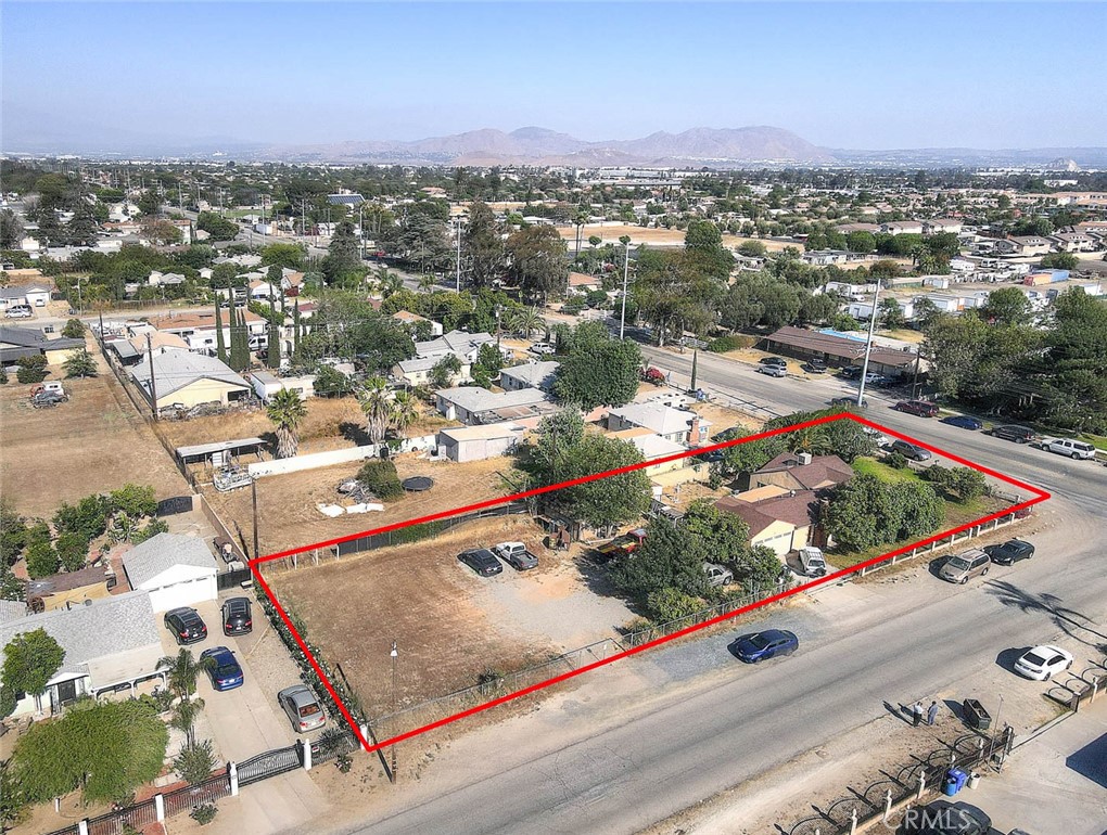 17788 San Bernardino Property Photo 49