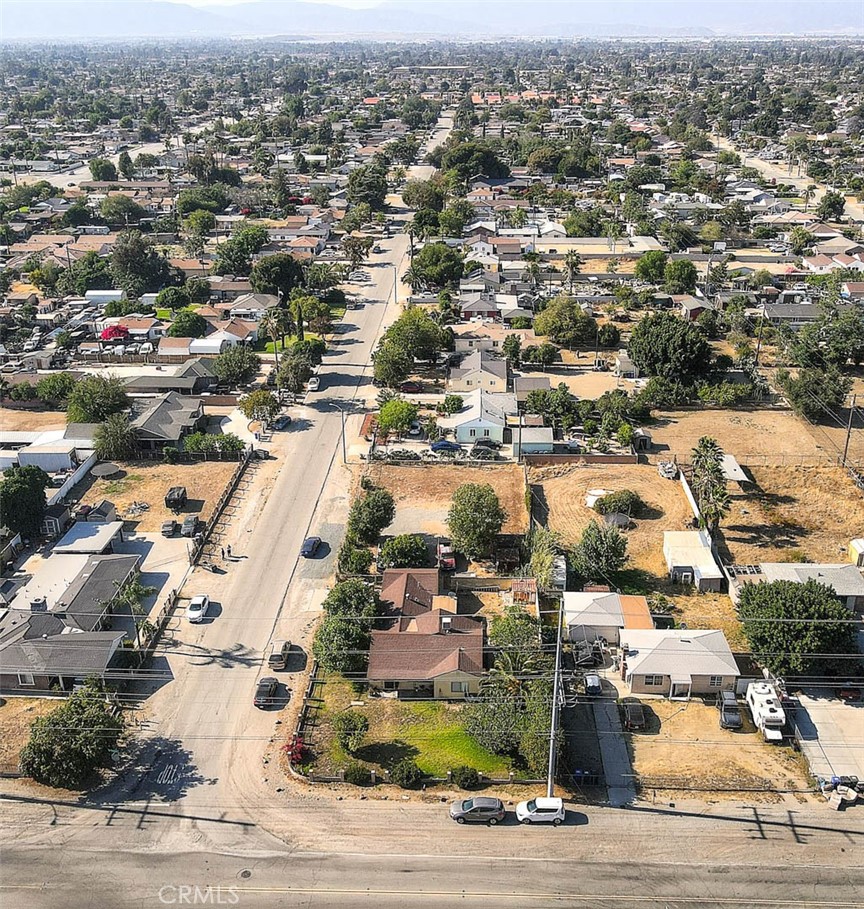 17788 San Bernardino Property Photo 54