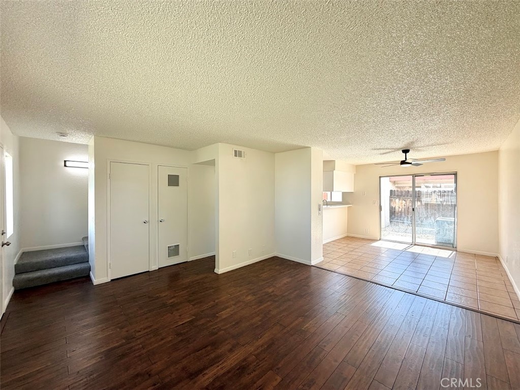 345 N Eucalyptus Avenue 1 Property Photo 3