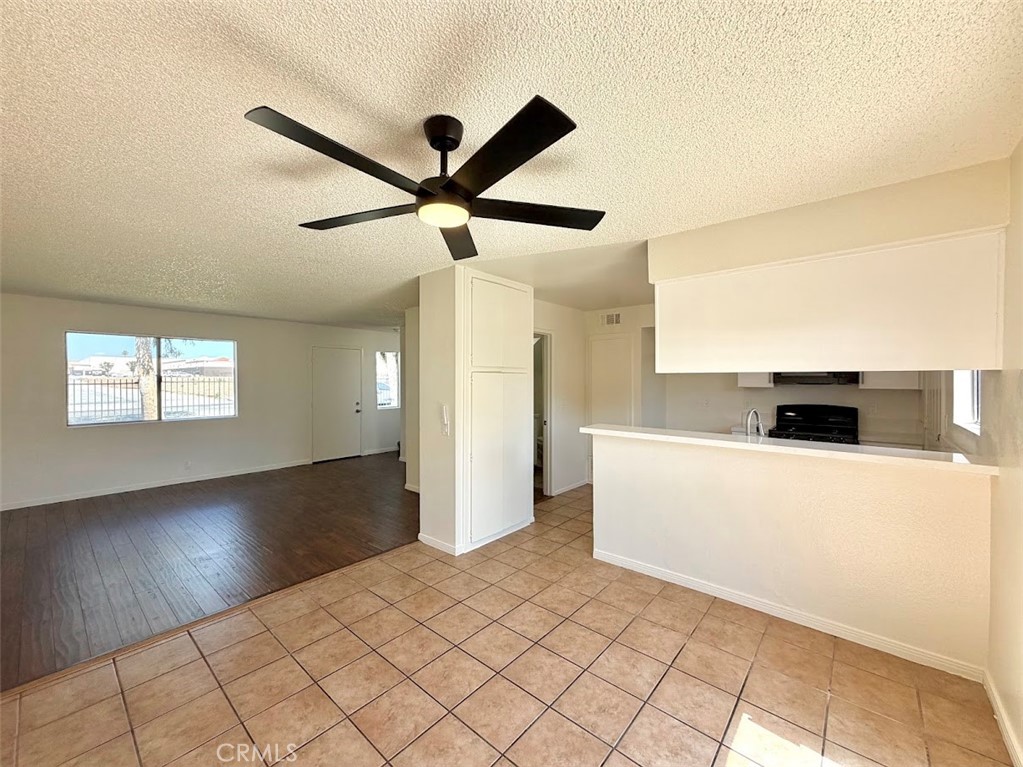 345 N Eucalyptus Avenue 1 Property Photo 4