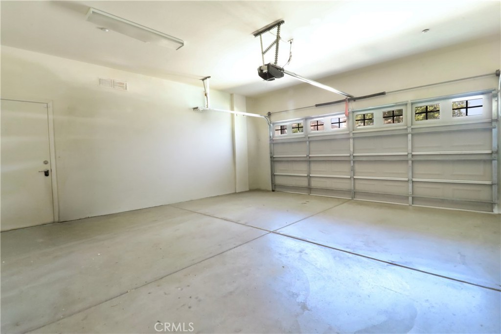 4964 Thornberry Property Photo 32