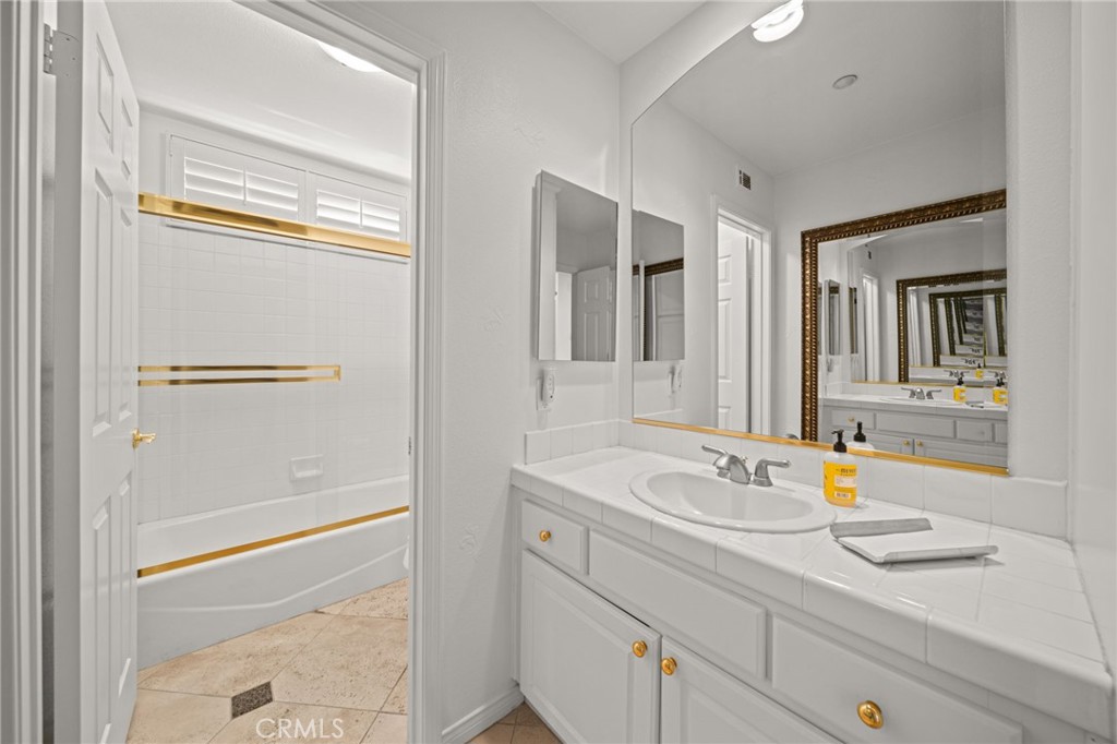 1240 San Cristobal Dr Property Photo 41