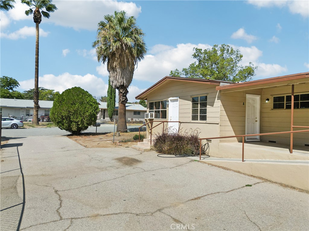546 N 5th Street Property Photo 25