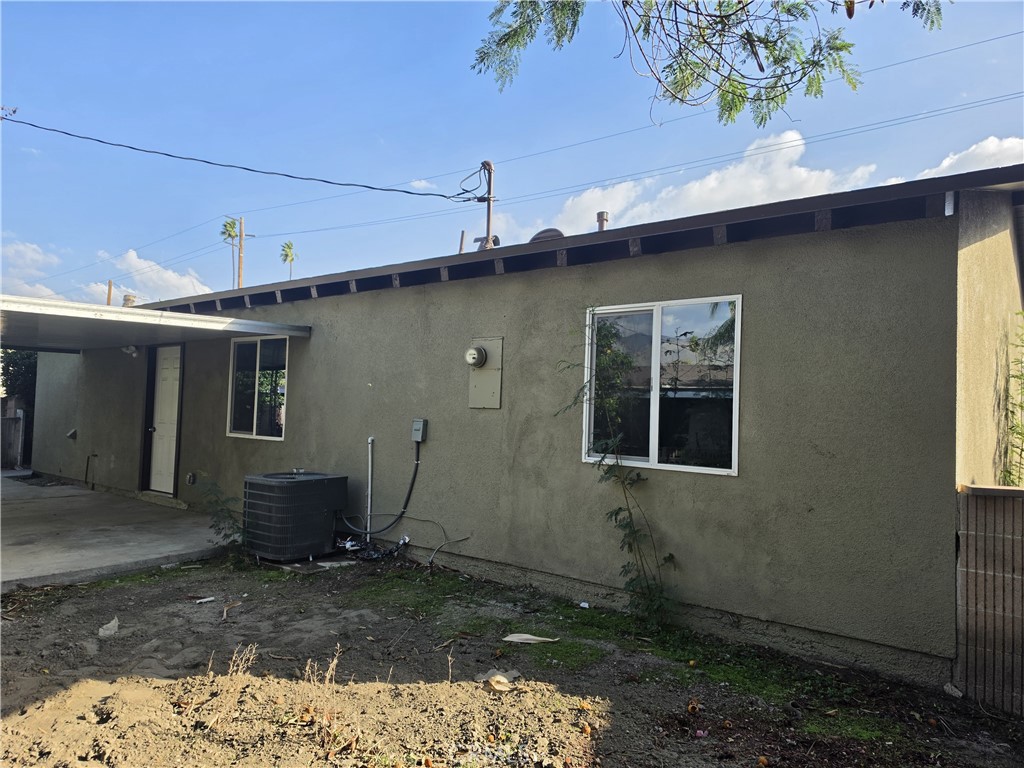 367 E Shaver Street Property Photo 1