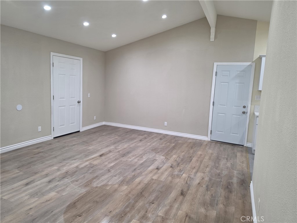367 E Shaver Street Property Photo 12