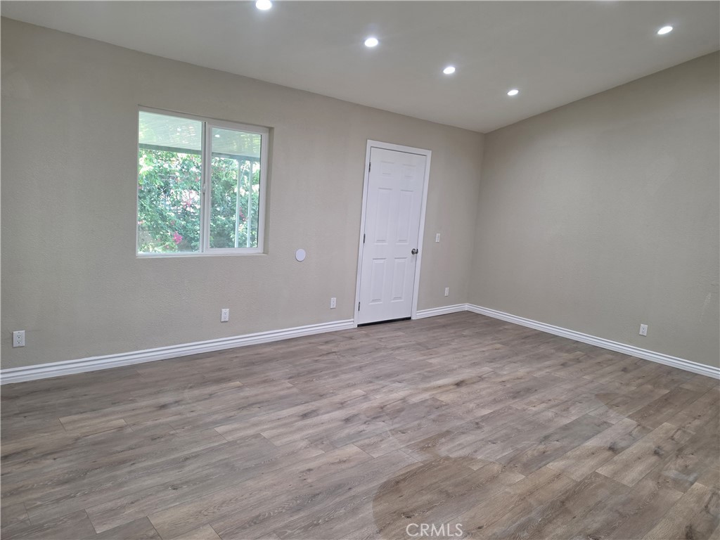 367 E Shaver Street Property Photo 14