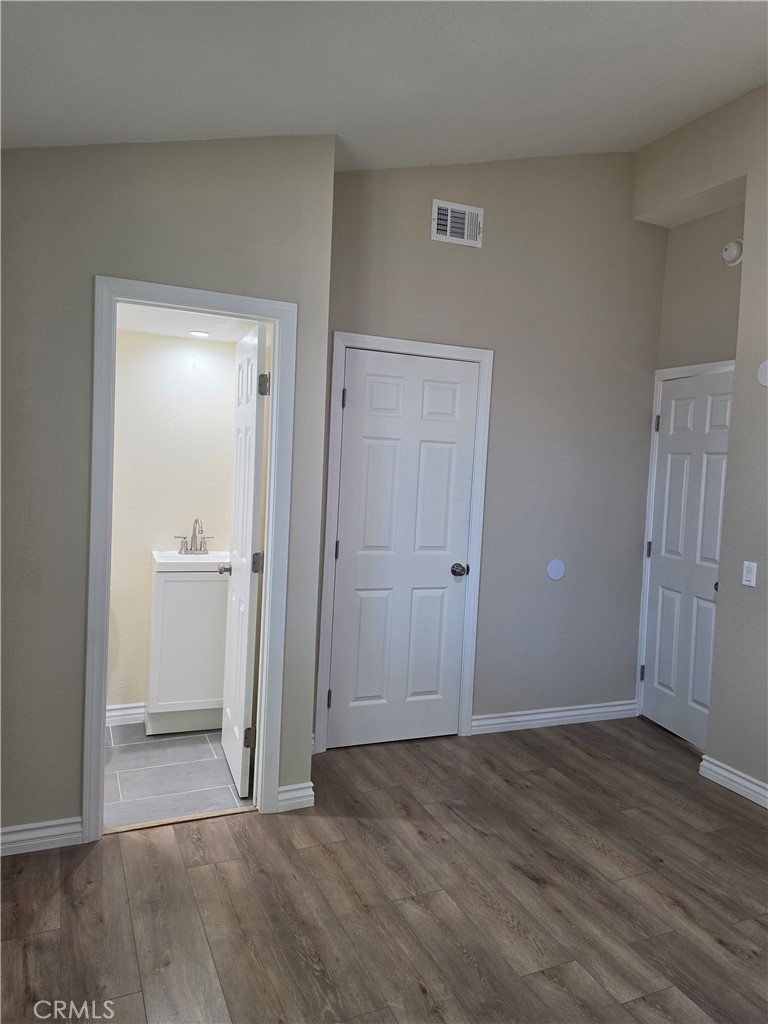 367 E Shaver Street Property Photo 20