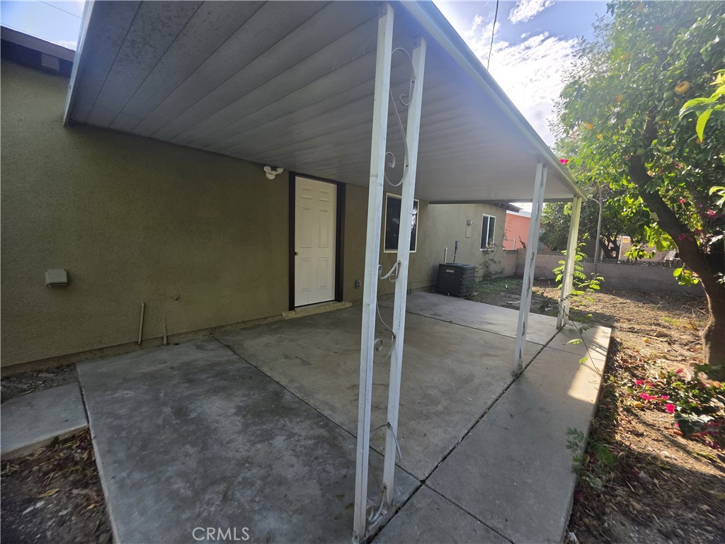 367 E Shaver Street Property Photo 29