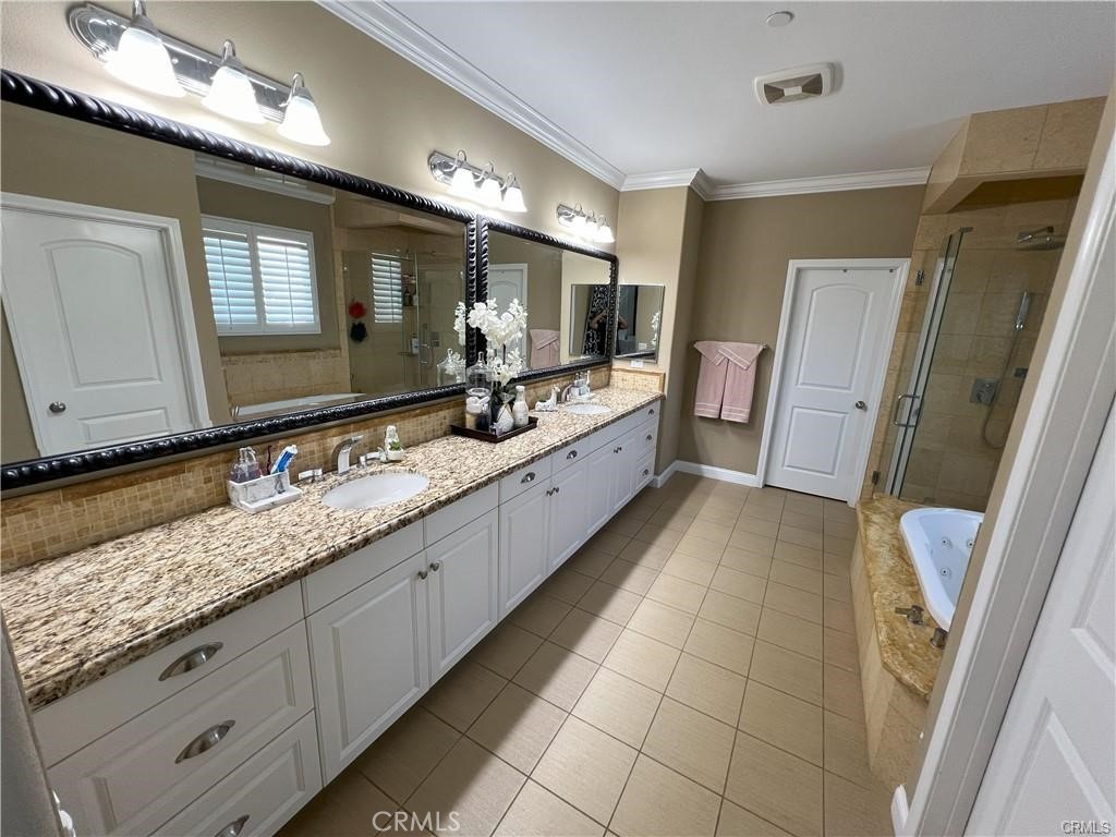 4866 Stoneglen Avenue Property Photo 10