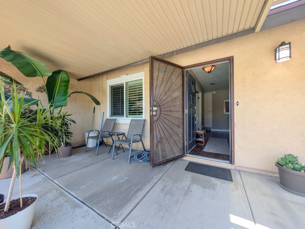 545 Mikalor Property Photo 10