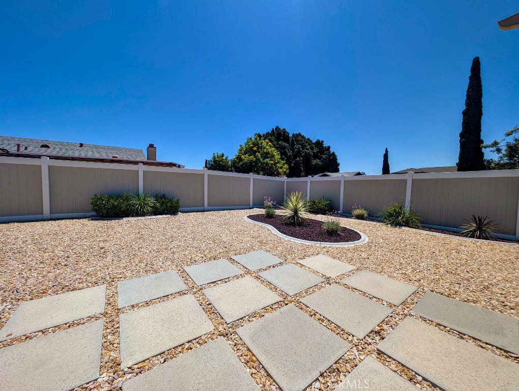 545 Mikalor Property Photo 39