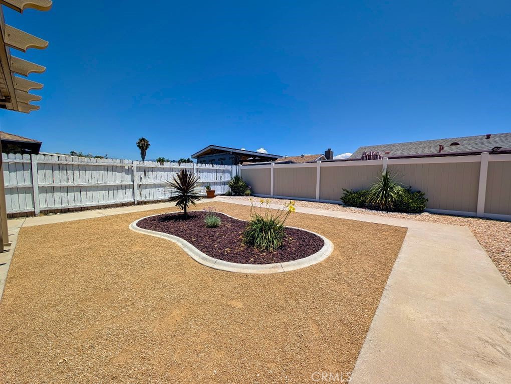 545 Mikalor Property Photo 40