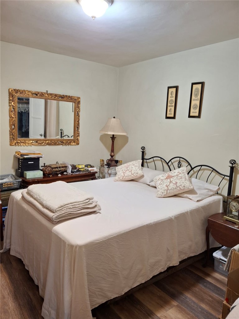 1346 W Century Property Photo 5